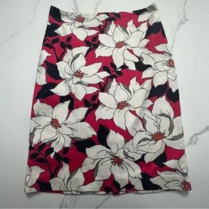 Ann Taylor Hibiscus Pencil Skirt sz 6 great condition